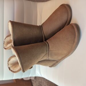 NEW Natural Reflections Abree Chestnut Leather Shearling Boots Sz. 10